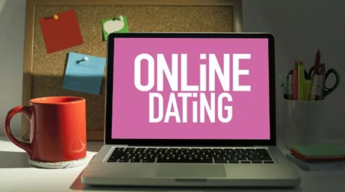 Five Online Dating Communication Tips for Starting a Healthy Relationship